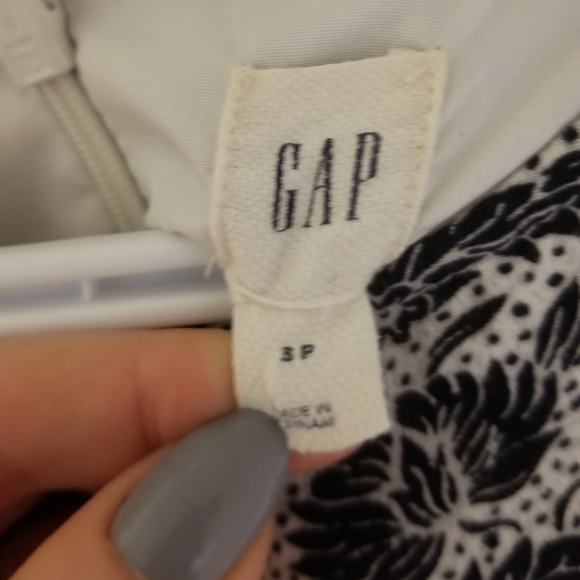 Petite White & Blue Floral Dress - Picture 4 of 6